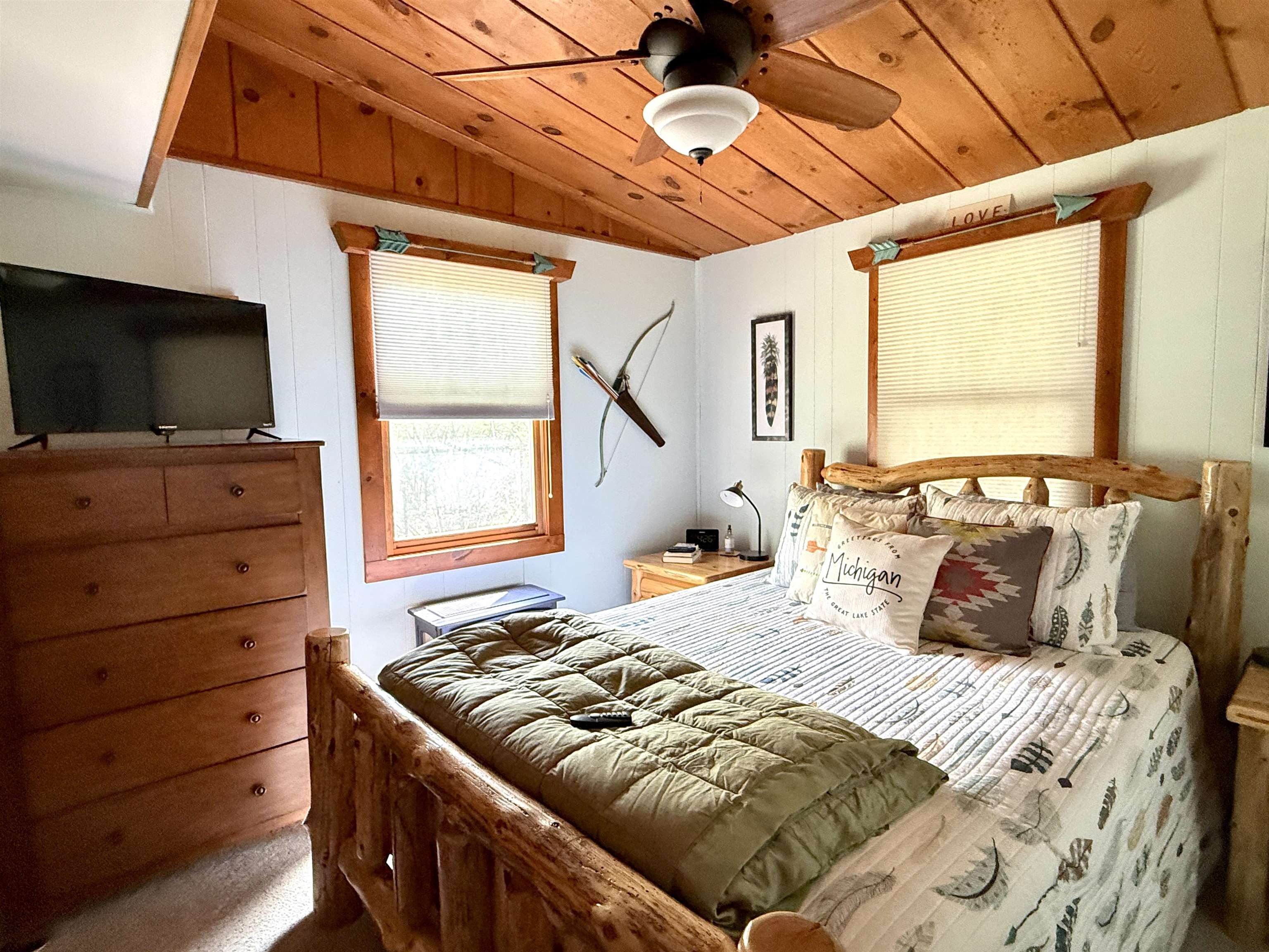 1627 Riverside Drive Gladwin, MI 48624 - Photo 33 of 53