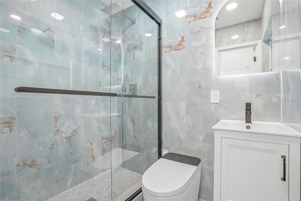 529 Firefly Lane Apollo Beach, FL 33572 - Photo 19 of 34