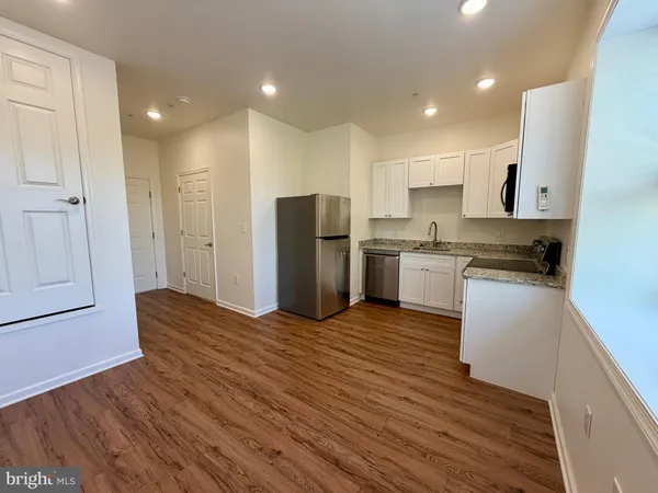 $925 | 2158 North Broad Street, Unit A, Philadelphia, PA 19121