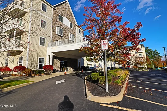$235,000 | 8 Wall Street, Unit 241, Clifton Park, NY 12065
