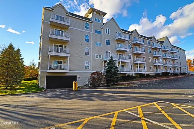 $235,000 | 8 Wall Street, Unit 241, Clifton Park, NY 12065