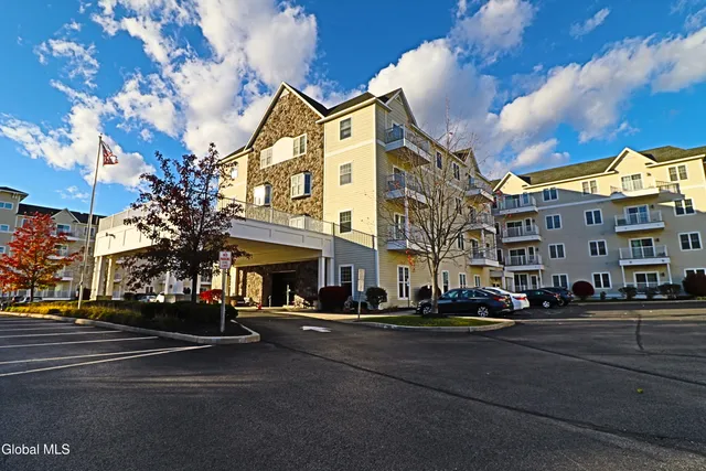 $235,000 | 8 Wall Street, Unit 241, Clifton Park, NY 12065