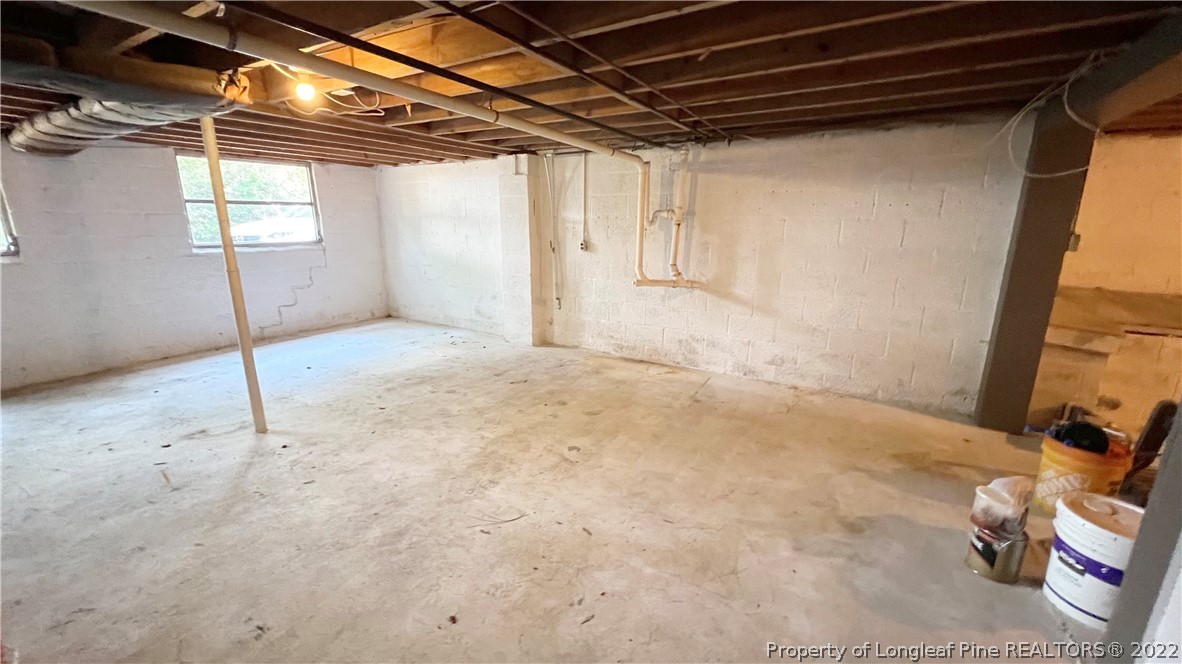516 Valley Road Fayetteville, NC 28305 - Photo 41 of 48 a view of empty room