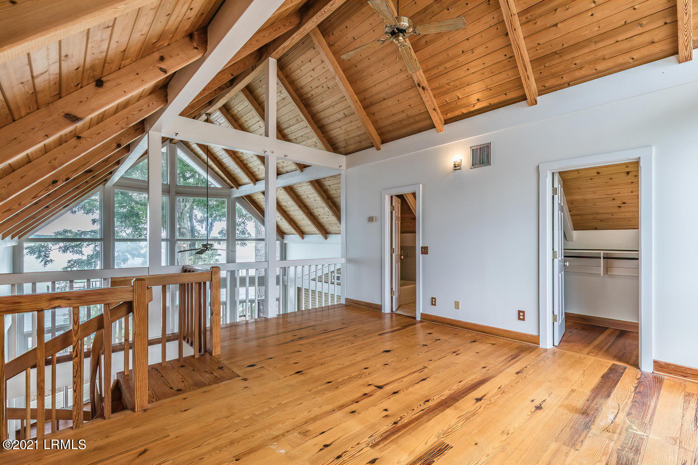 865 Ribaut Road Beaufort, SC 29902 - Photo 16 of 27 865 Ribaut Rd Loft