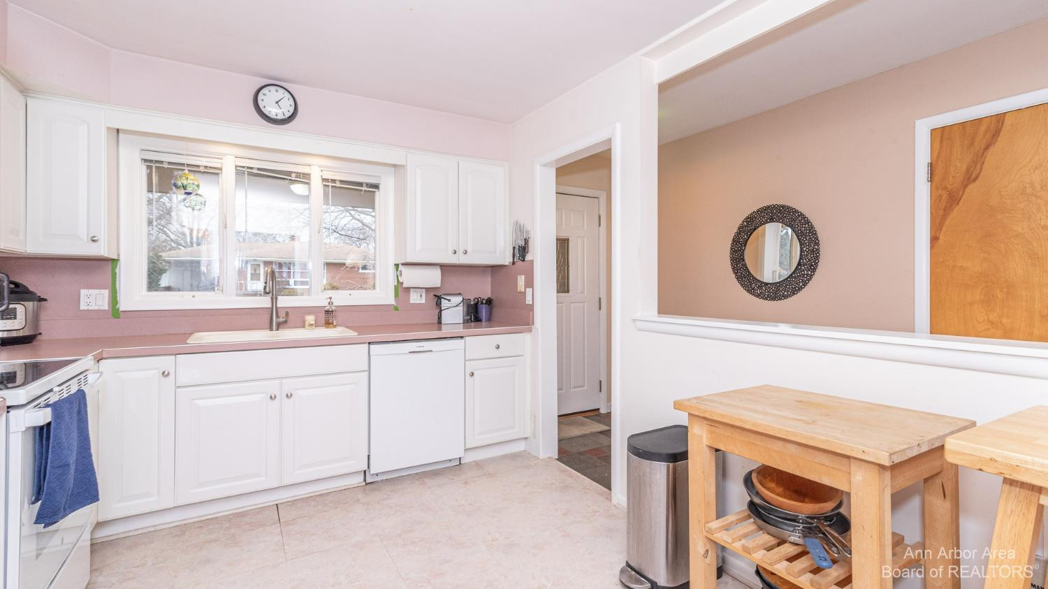 1807 Dunmore Road Ann Arbor, MI 48103 - Photo 18 of 50 Photo 18