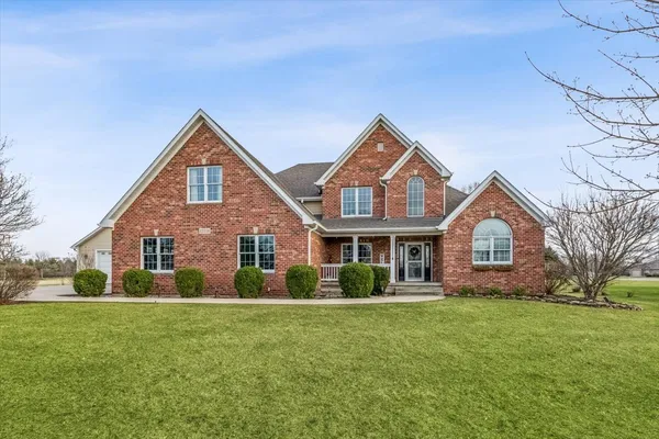 $574,900 | 12556 Woodview Street, Plano, IL 60545