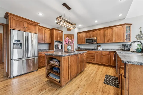 $574,900 | 12556 Woodview Street, Plano, IL 60545