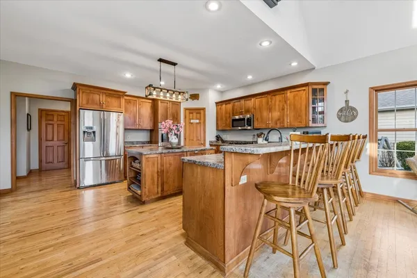 $574,900 | 12556 Woodview Street, Plano, IL 60545