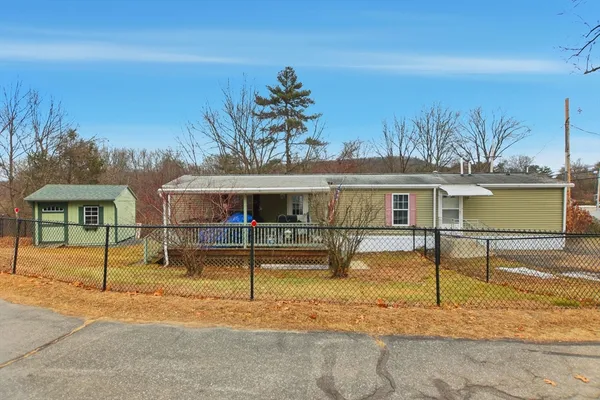 $170,000 | 1 B Quaboag Valley, Sudbury, MA 01776