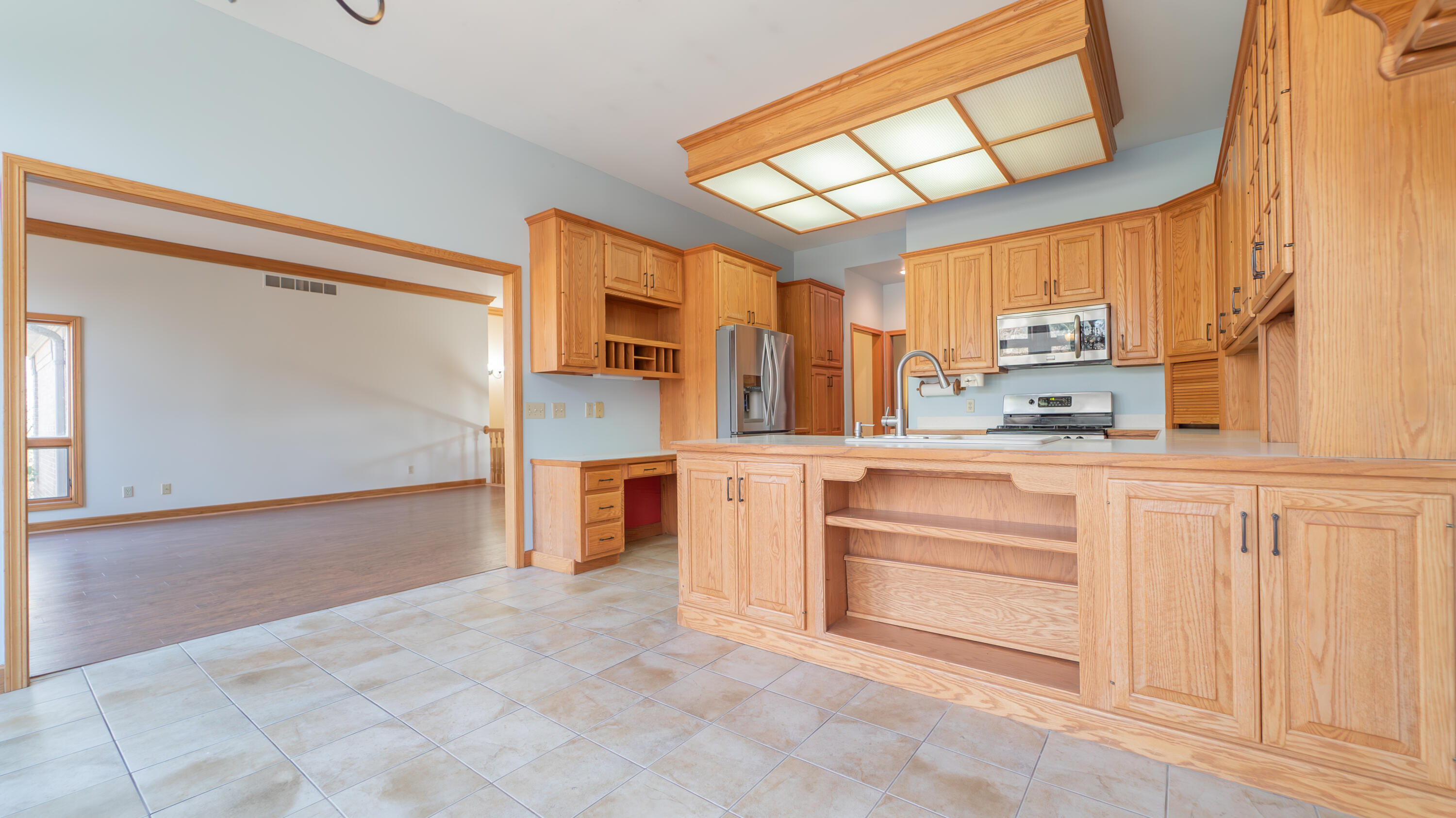 6614 Ridgeview Drive Demotte, IN 46310 - Photo 13 of 50 a bathroom with a sink and a mirror