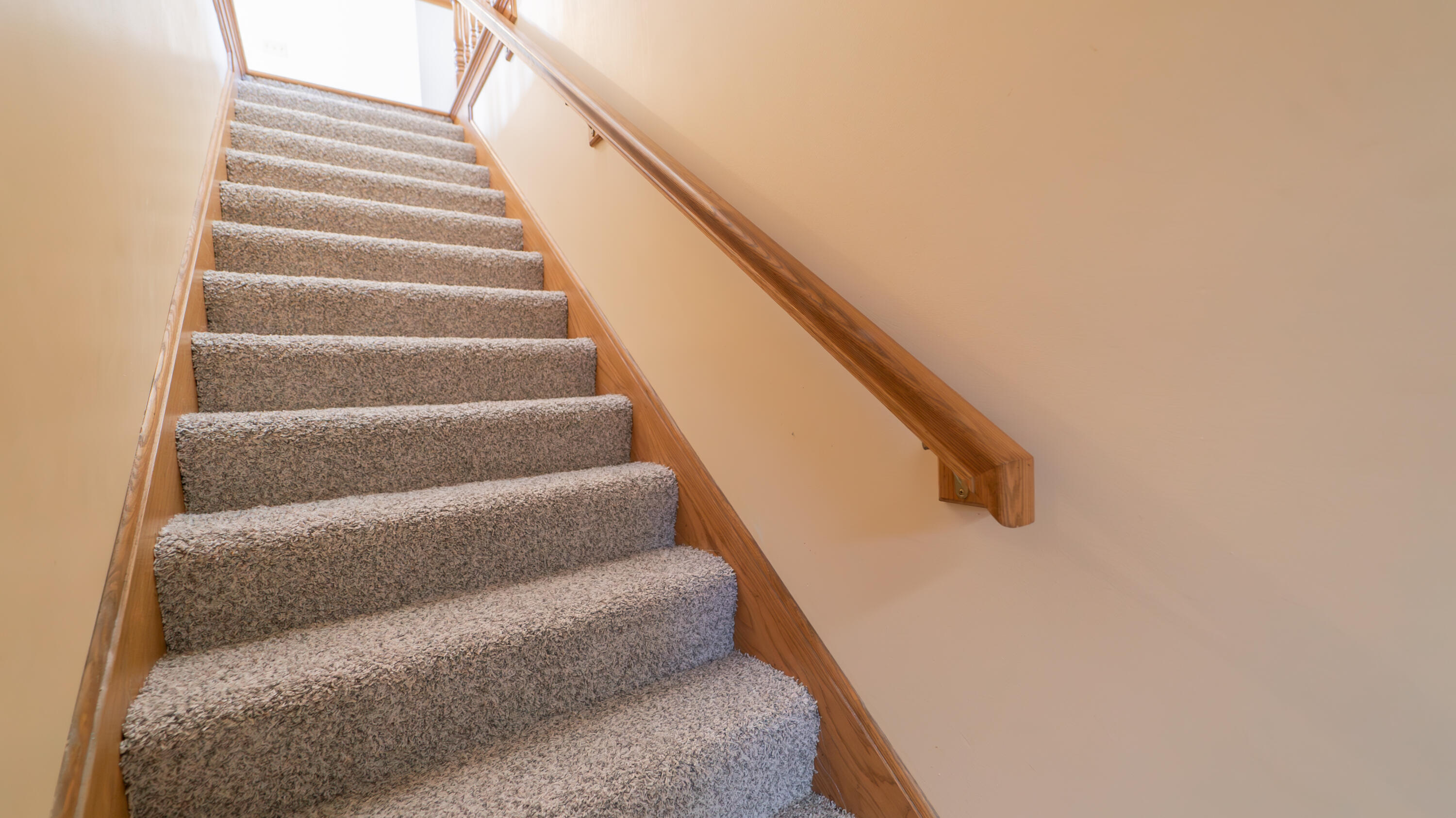 6614 Ridgeview Drive Demotte, IN 46310 - Photo 32 of 50 a view of entryway