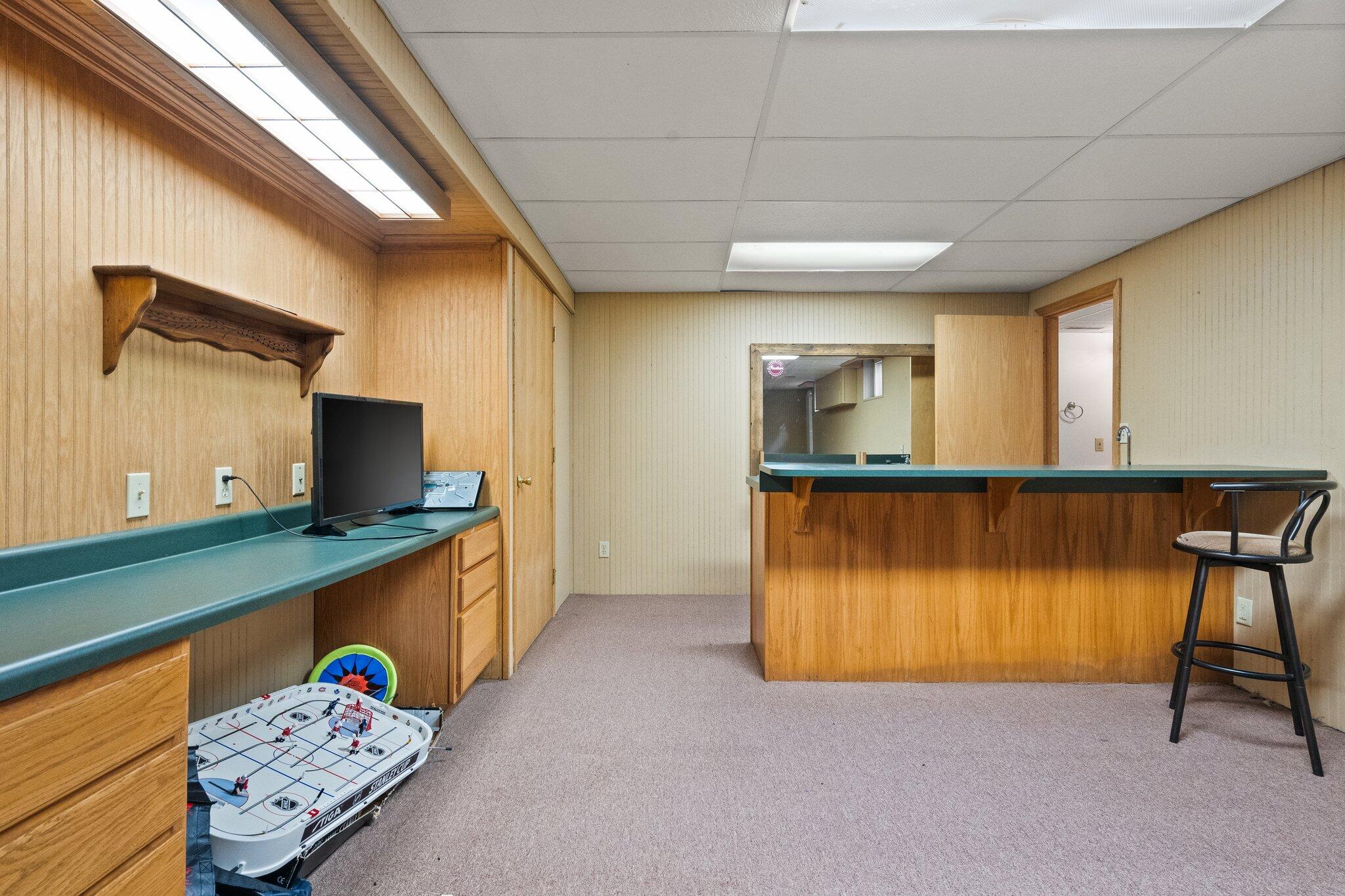 6614 Ridgeview Drive Demotte, IN 46310 - Photo 37 of 50 2048x1365