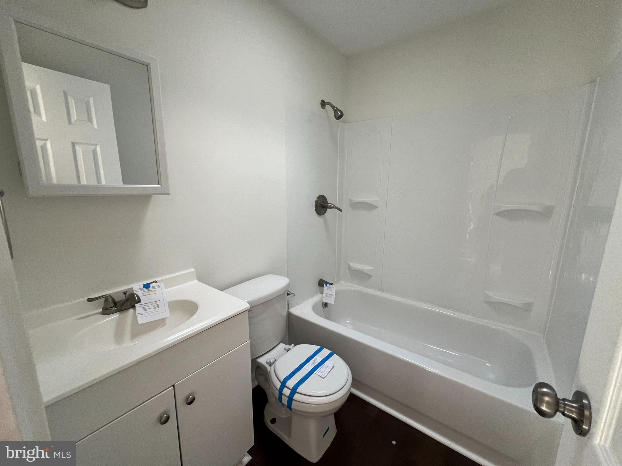 7827 Eastdale Road Baltimore, MD 21224 - Photo 13 of 18 Full Bath U.L.