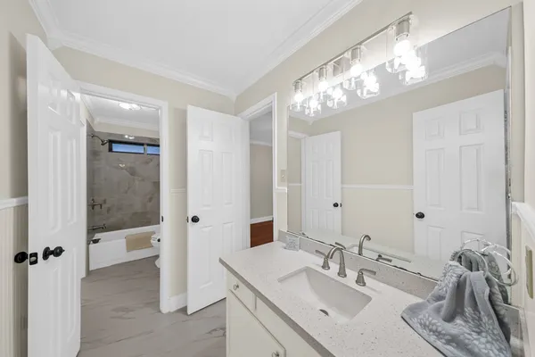 $425,000 | 7035 Little Willow Drive, Pasadena, TX 77505