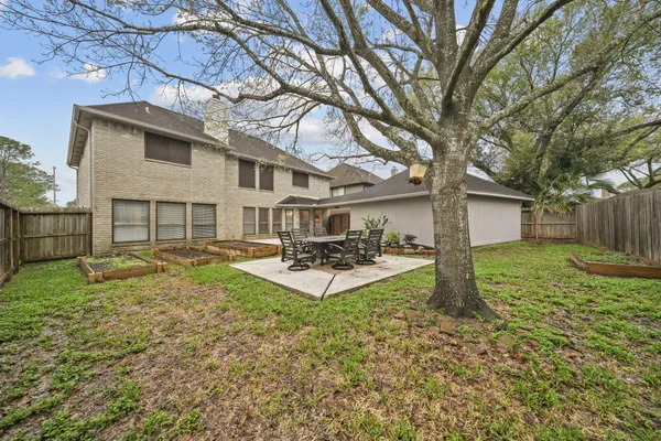$425,000 | 7035 Little Willow Drive, Pasadena, TX 77505