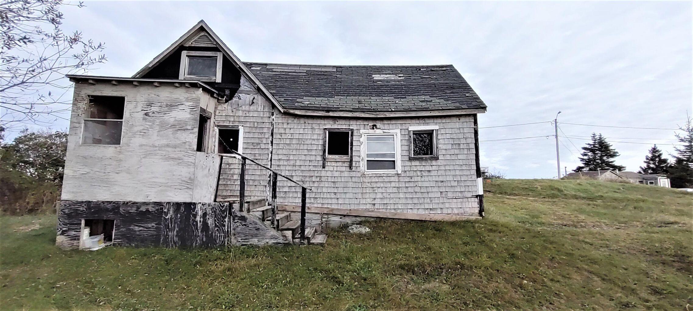 47 Church Street Beals, ME 04611 - Photo 13 of 27 10