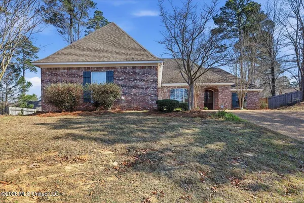 $347,500 | 102 Fox Hollow Bend, Brandon, MS 39047