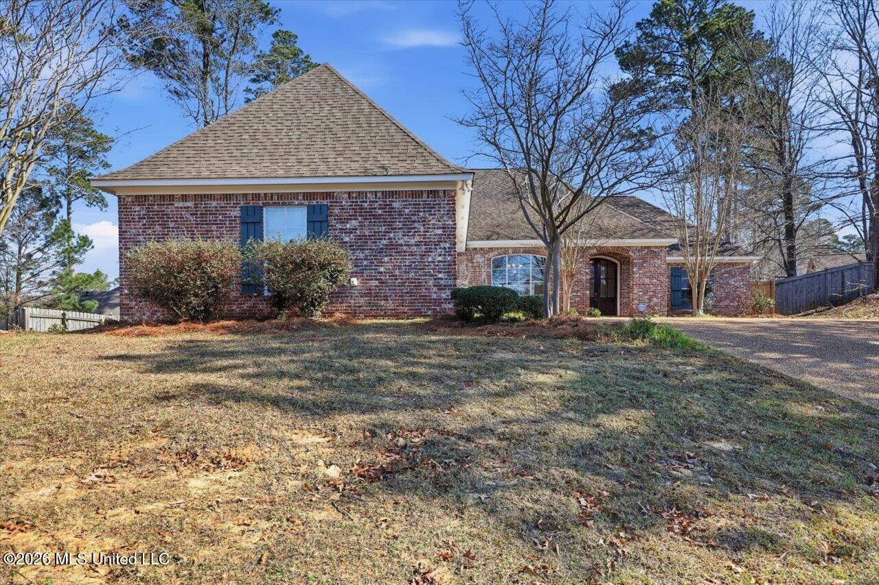 102 Fox Hollow Bend Brandon, MS 39047 - Photo 2 of 38 01-102 Fox Hollow Bend _ Home Tours MS
