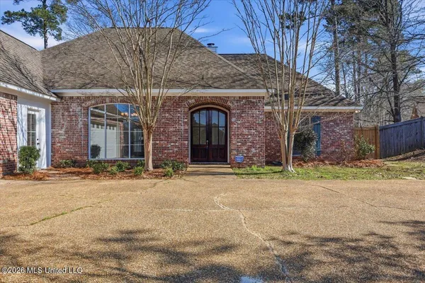 $347,500 | 102 Fox Hollow Bend, Brandon, MS 39047