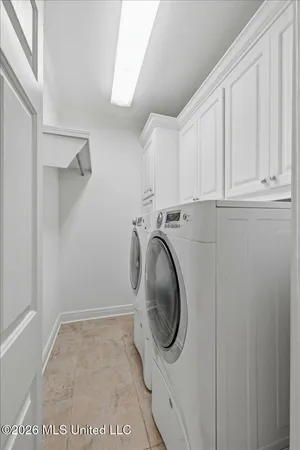 $347,500 | 102 Fox Hollow Bend, Brandon, MS 39047