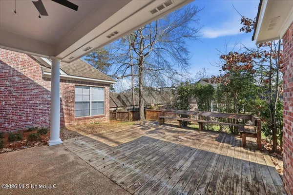 $347,500 | 102 Fox Hollow Bend, Brandon, MS 39047