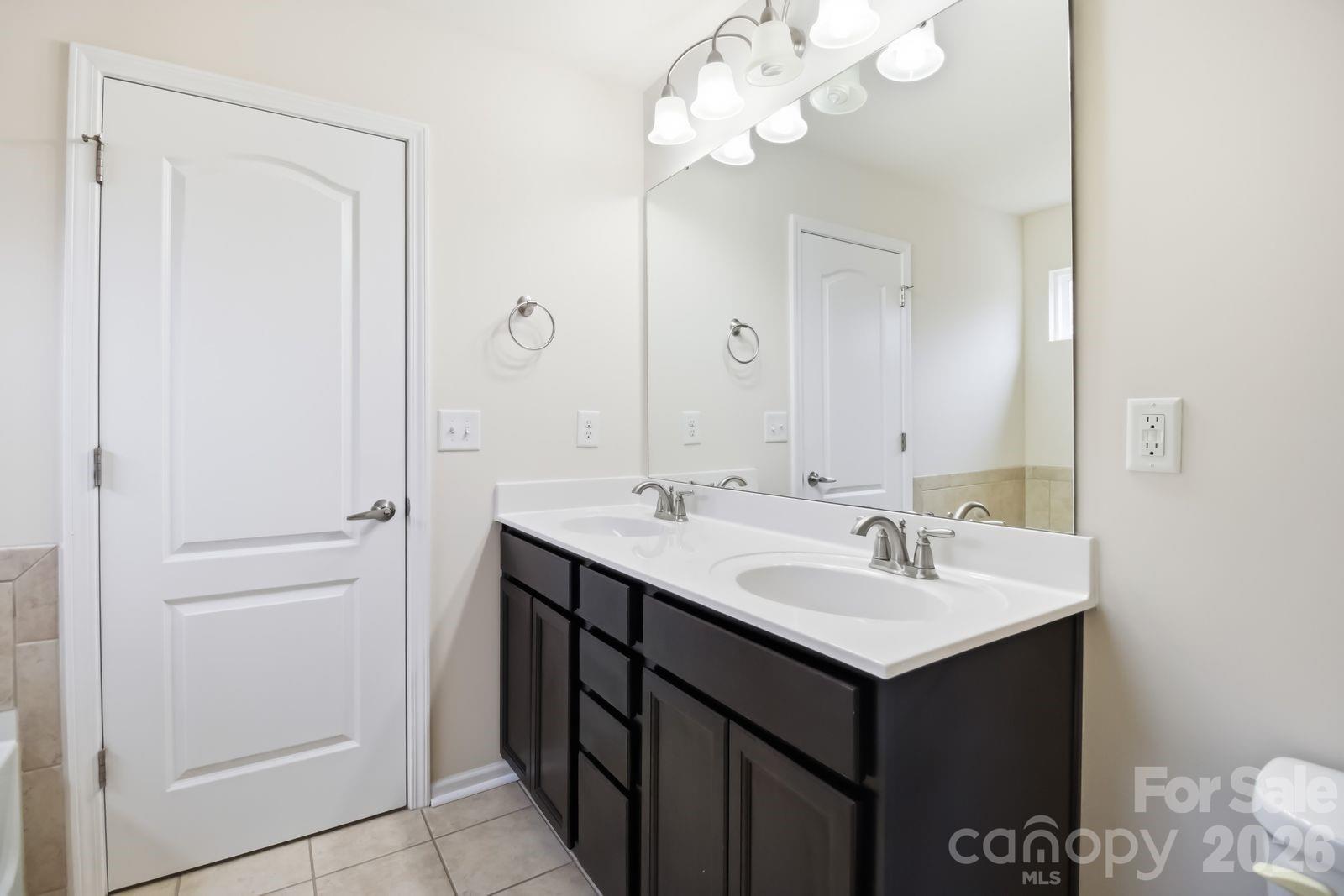 9713 Paper Tree Road Charlotte, NC 28227 - Photo 20 of 41 Gallery Image 20