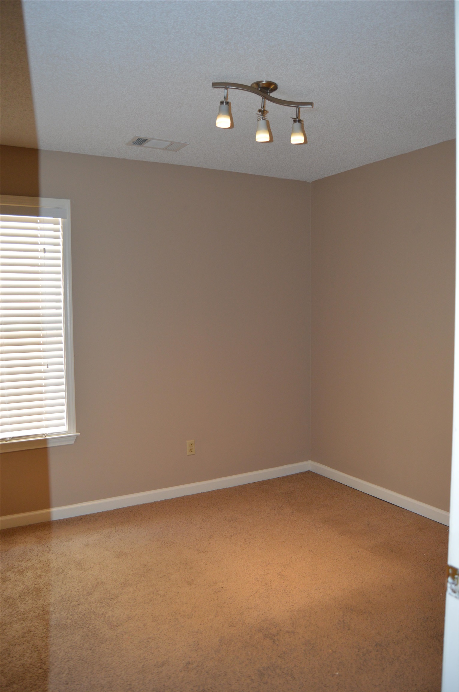 7364 Appling Ridge Drive Cordova, TN 38018 - Photo 13 of 18 Gallery Image 13