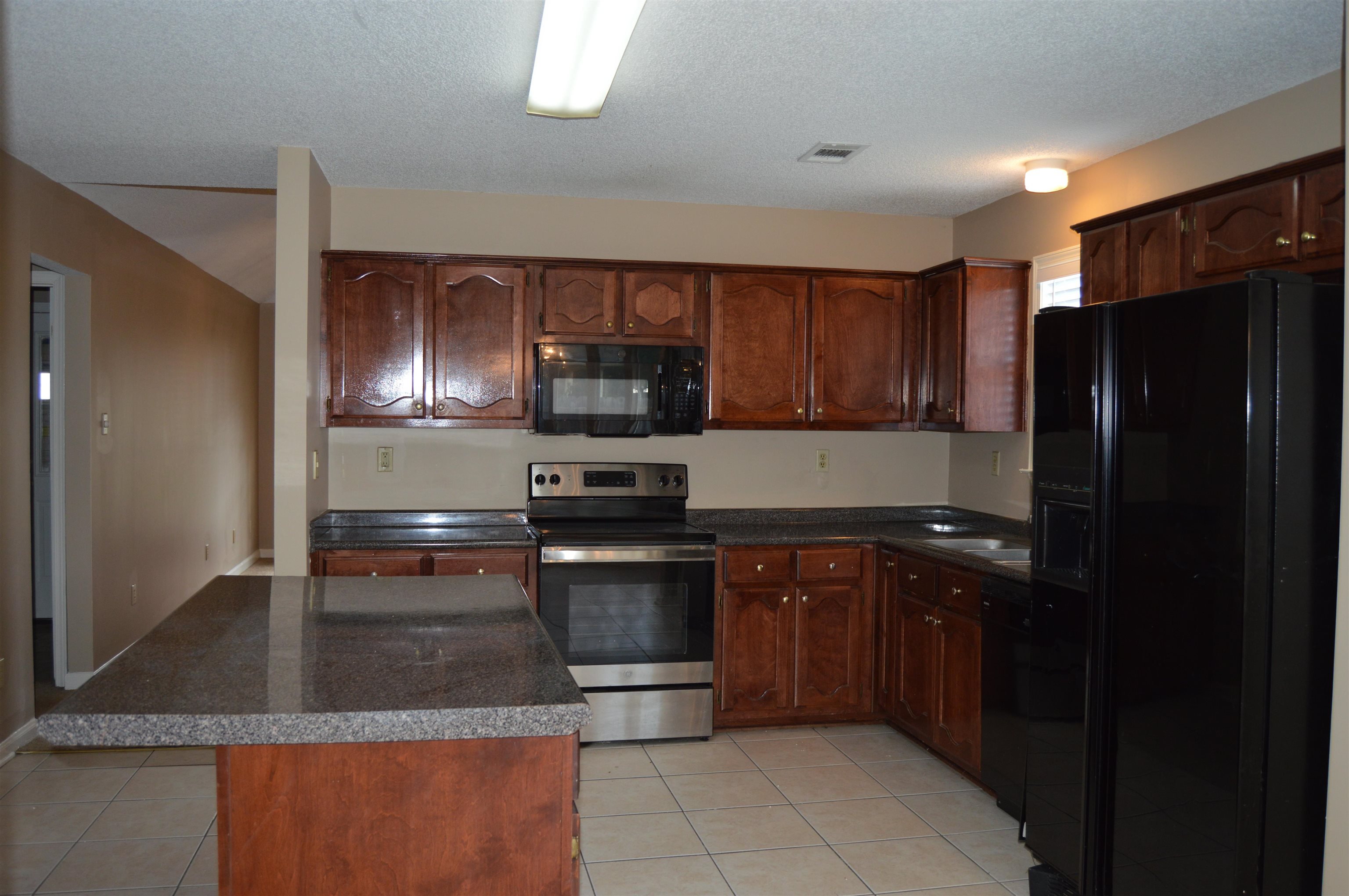 7364 Appling Ridge Drive Cordova, TN 38018 - Photo 4 of 18 Gallery Image 4