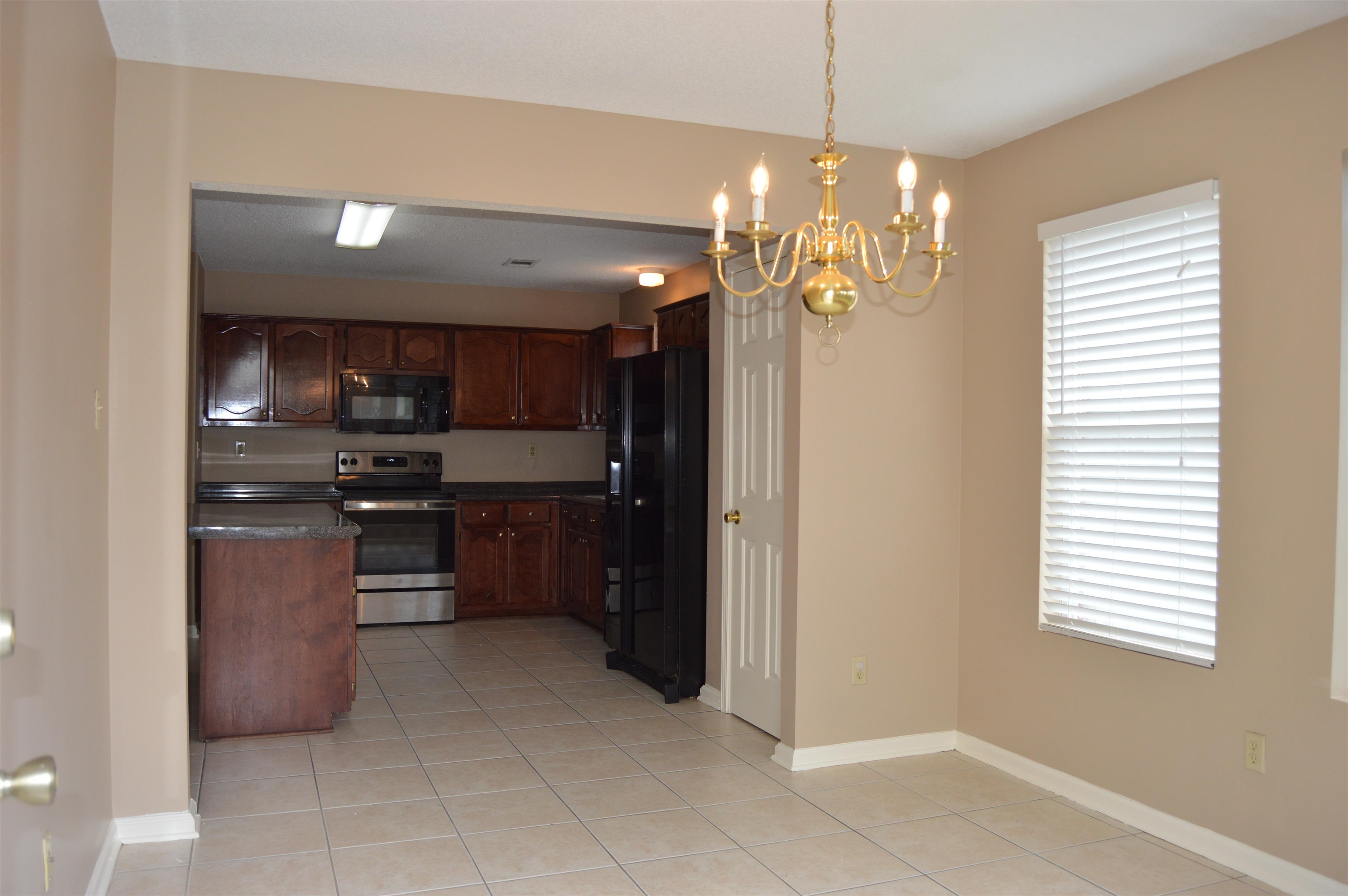 7364 Appling Ridge Drive Cordova, TN 38018 - Photo 5 of 18 Gallery Image 5
