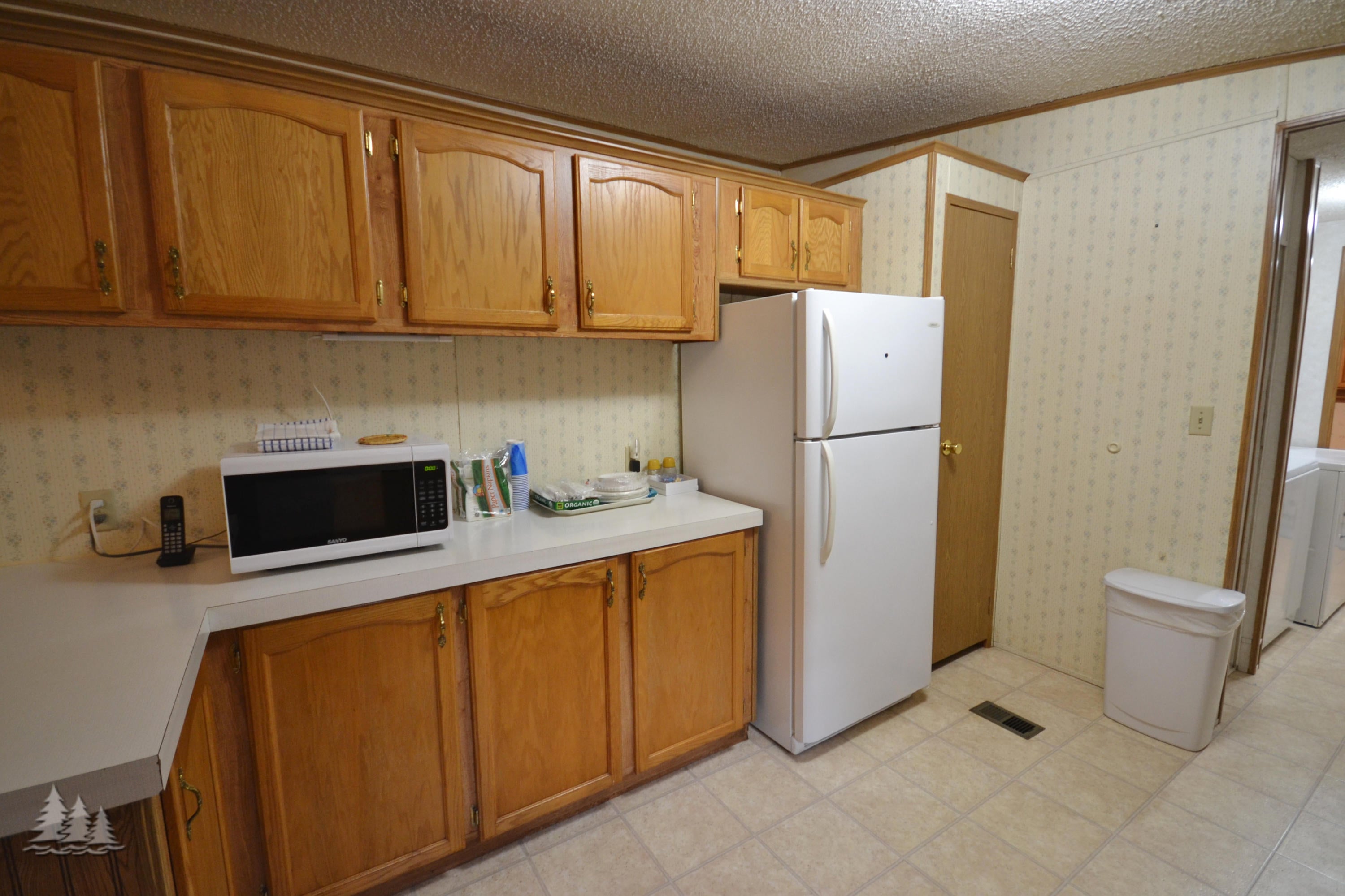 565 North Red Oak Road Lewiston, MI 49756 - Photo 12 of 42 Gallery Image 12