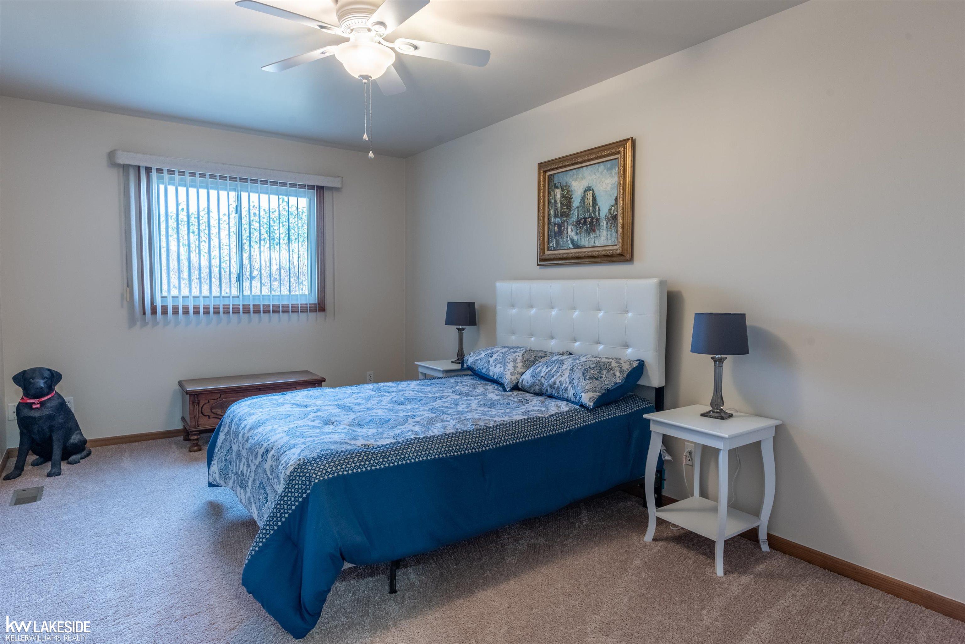 16931 Country Ridge Court Macomb, MI 48044 - Photo 6 of 23 50161145-eb05ca97-4f19-41e0-b5e1-e6124af537e1.JPG