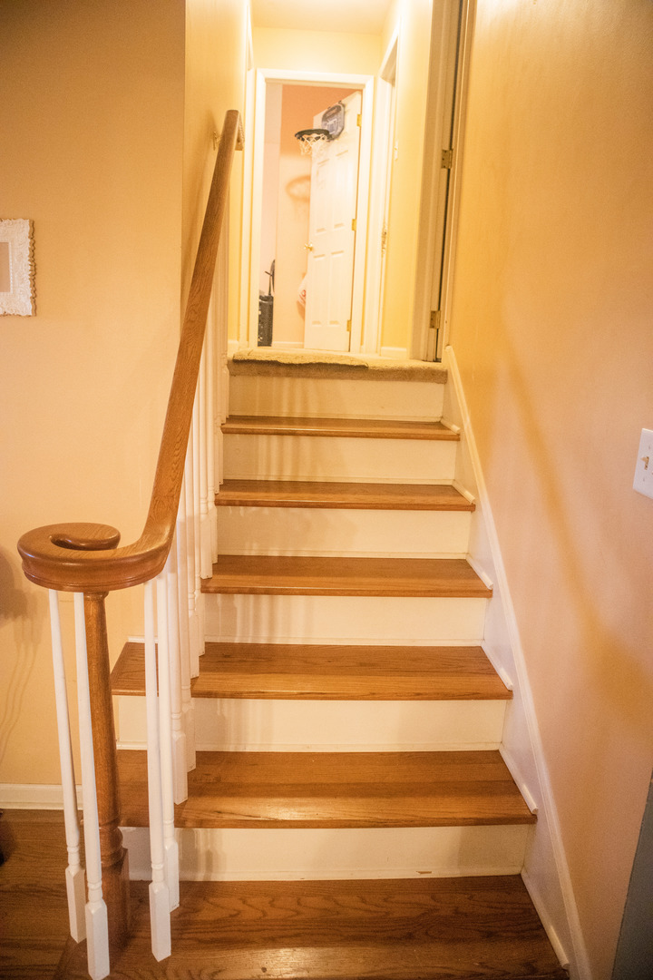 18339 Bock Road Lansing, IL 60438 - Photo 12 of 20 a view of entryway