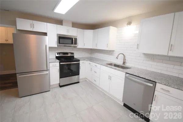 $1,275 | 508 East Webb Street, Dallas, NC 28034