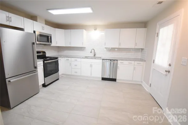 $1,275 | 508 East Webb Street, Dallas, NC 28034