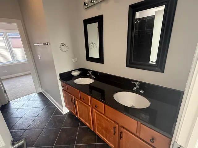 $2,900 | 7008 West Medill Avenue, Chicago, IL 60707