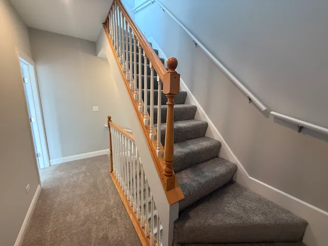 $2,900 | 7008 West Medill Avenue, Chicago, IL 60707