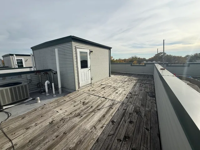 $2,900 | 7008 West Medill Avenue, Chicago, IL 60707