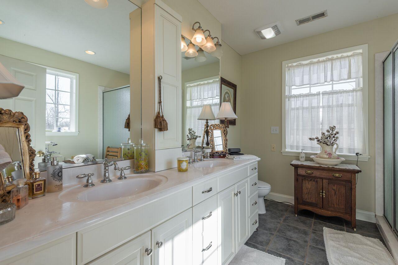 457 Smith Road Clinton, TN 37716 - Photo 18 of 40 457SmithRd-19_preview