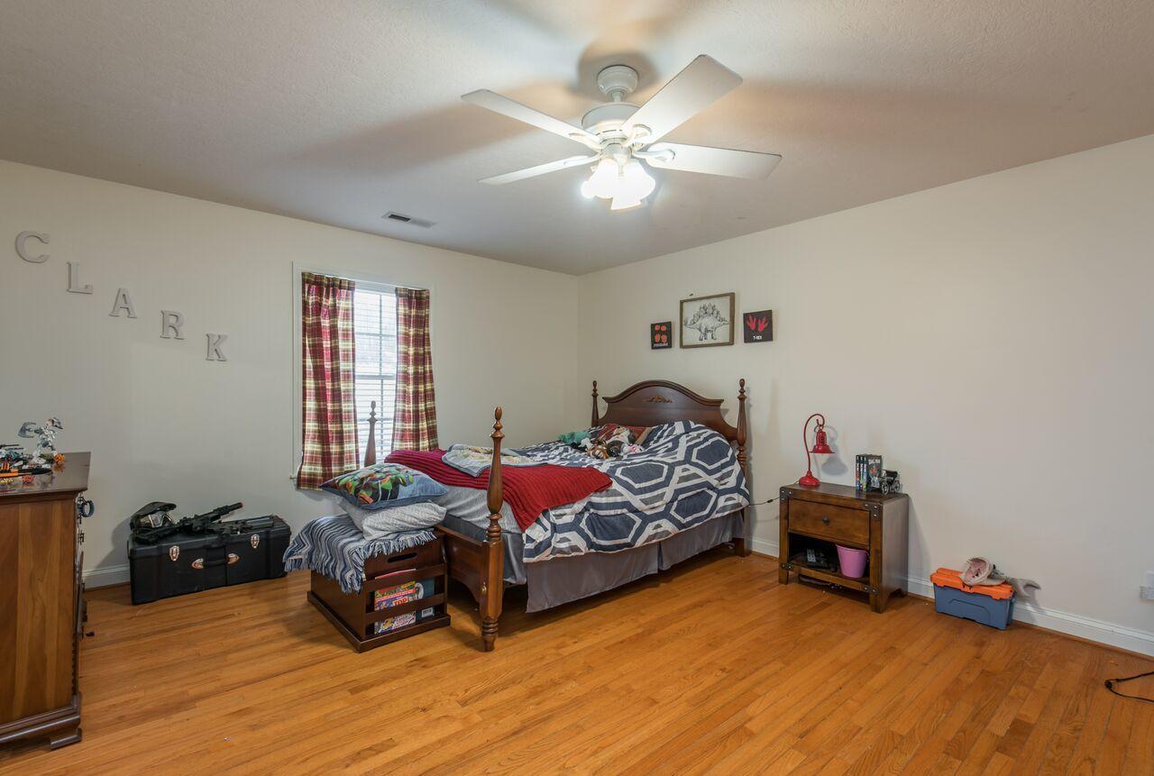 457 Smith Road Clinton, TN 37716 - Photo 24 of 40 457SmithRd-29_preview