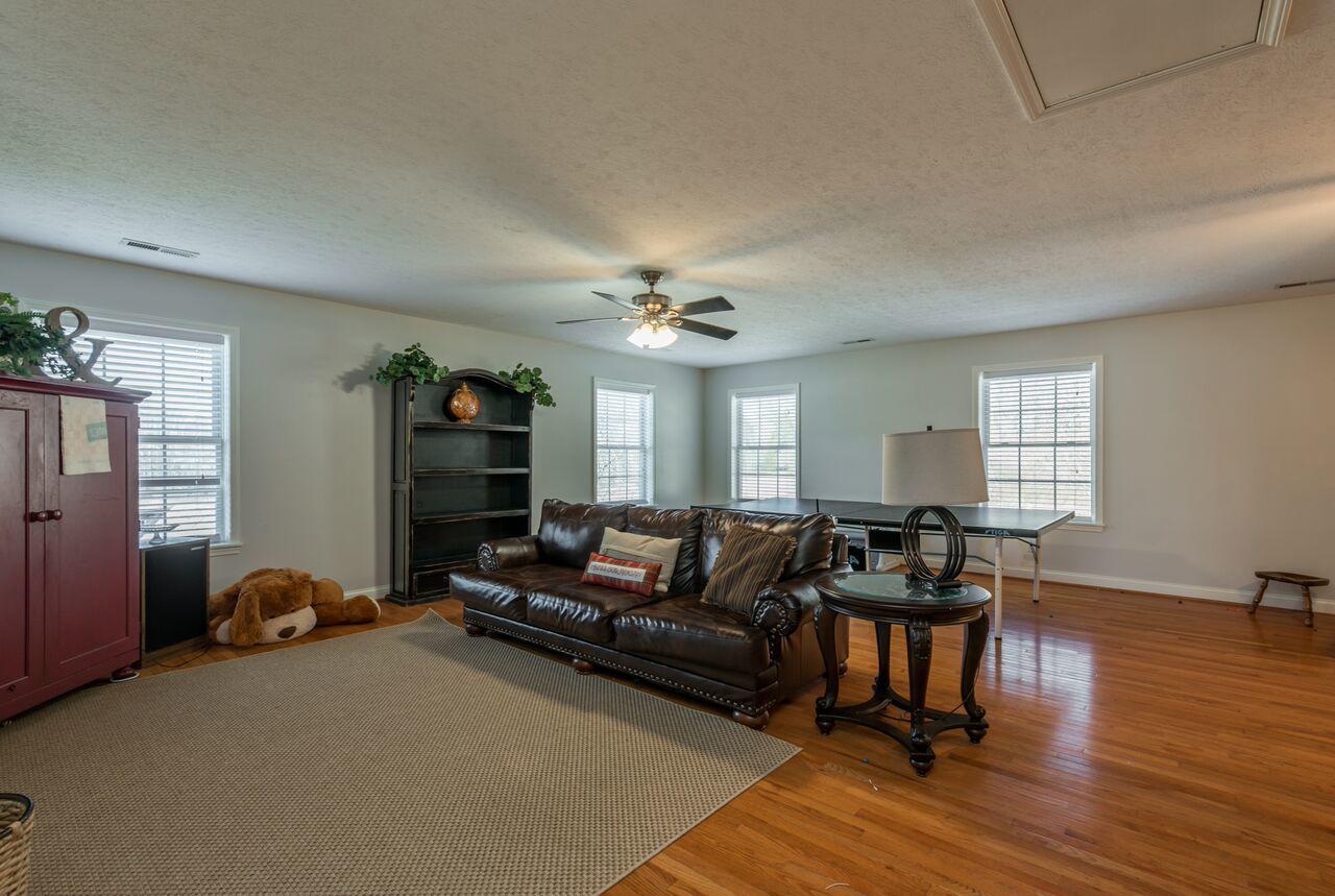 457 Smith Road Clinton, TN 37716 - Photo 26 of 40 457SmithRd-34_preview