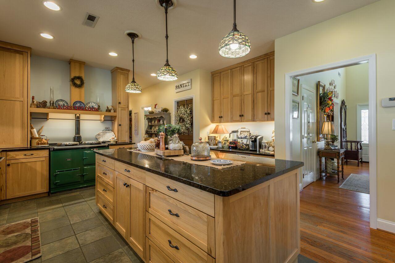 457 Smith Road Clinton, TN 37716 - Photo 8 of 40 457SmithRd-8_preview