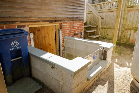 $2,600,000 | 6 Daggett Lane, Provincetown, MA 02657