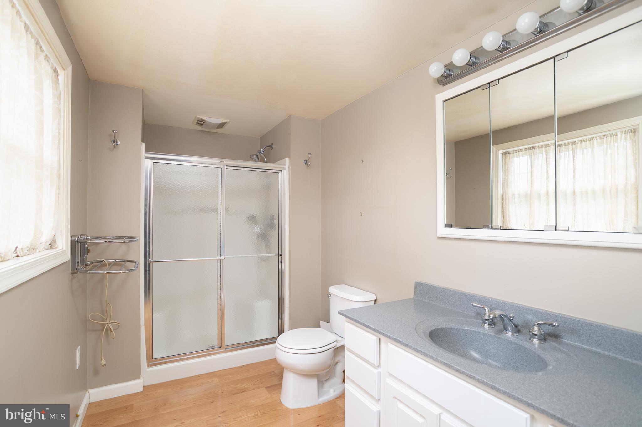 73 Linden Road Burlington, NJ 08016 - Photo 11 of 15