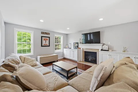 $550,000 | 11 Eileen Avenue, Clinton, MA 01510