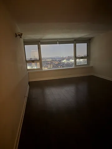 $1,900 | 2728 North Hampden Court, Unit 1704, Chicago, IL 60614