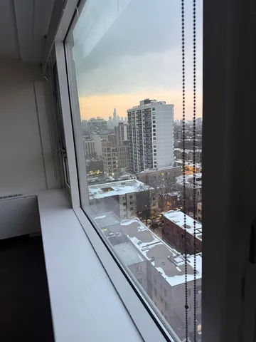 $1,900 | 2728 North Hampden Court, Unit 1704, Chicago, IL 60614