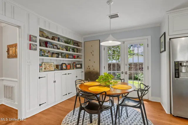 $439,000 | 299 Wood Dale Drive, Jackson, MS 39216