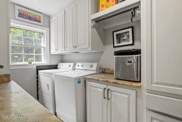 $439,000 | 299 Wood Dale Drive, Jackson, MS 39216