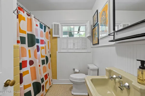 $419,000 | 299 Wood Dale Drive, Jackson, MS 39216