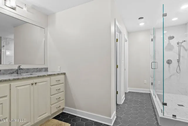 $439,000 | 299 Wood Dale Drive, Jackson, MS 39216